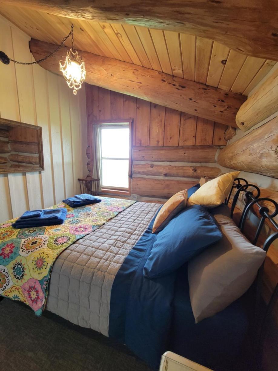 Firefly Creek Lodge Livonia Экстерьер фото